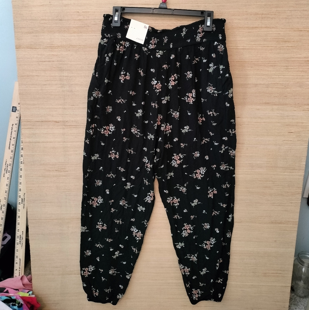 High rise smocked jogger
